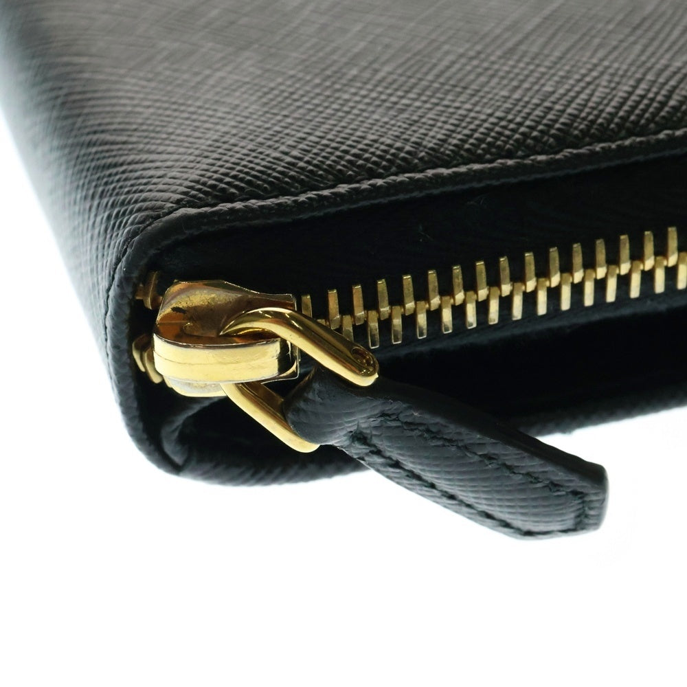 PRADA(プラダ) ロゴ 二つ折り財布 コンパクトウォレット コインケース ブラック ゴールド金具 サフィアーノレザー 1ML018