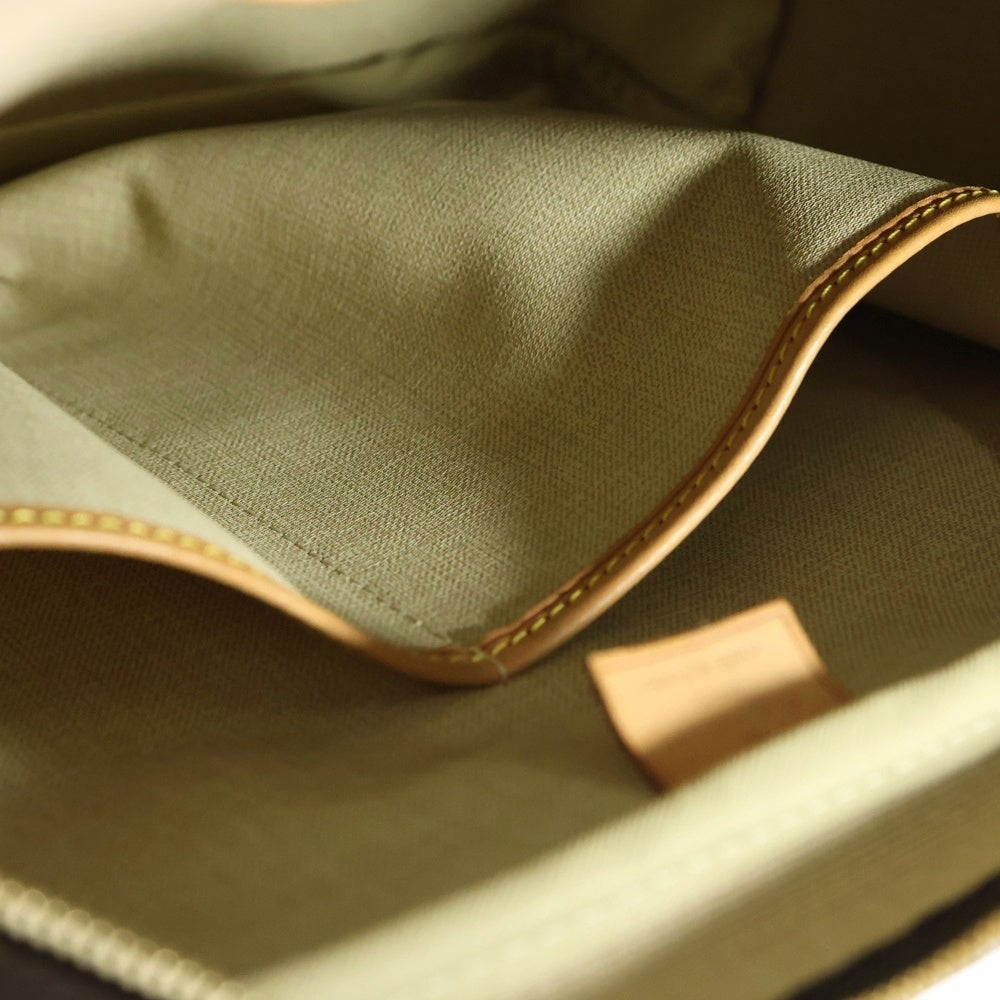 LOUIS VUITTON(ルイヴィトン) ドーヴィル モノグラム PVC レザー ハンドバッグ ゴールド金具 ブラウン M47270