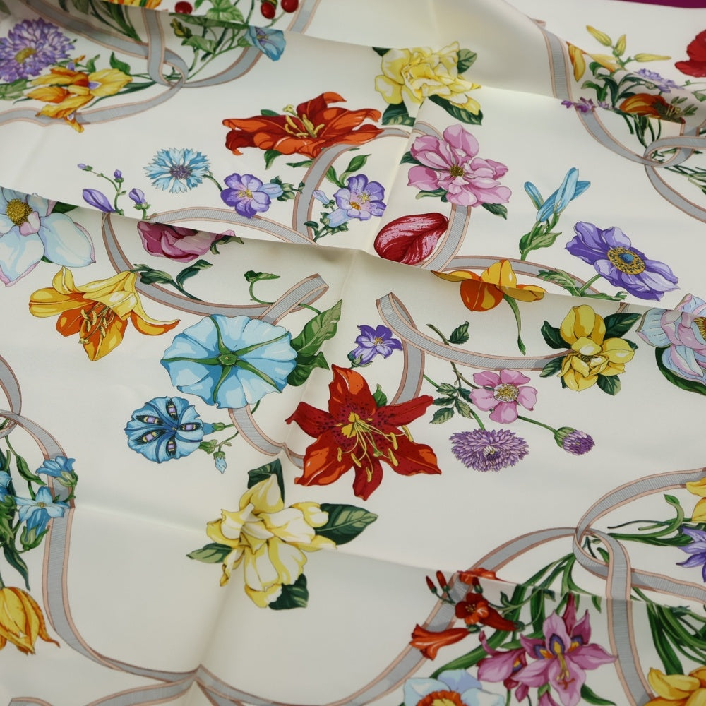 GUCCI(グッチ) スカーフ 花柄 マルチカラー シルク 90 レディース