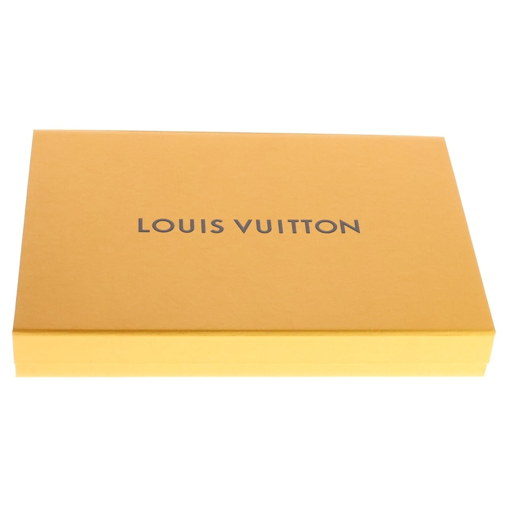 LOUIS VUITTON(ルイヴィトン) NBA バスケットボール レターオーバーシャツ ホワイト RM212M ES9 HLS01W