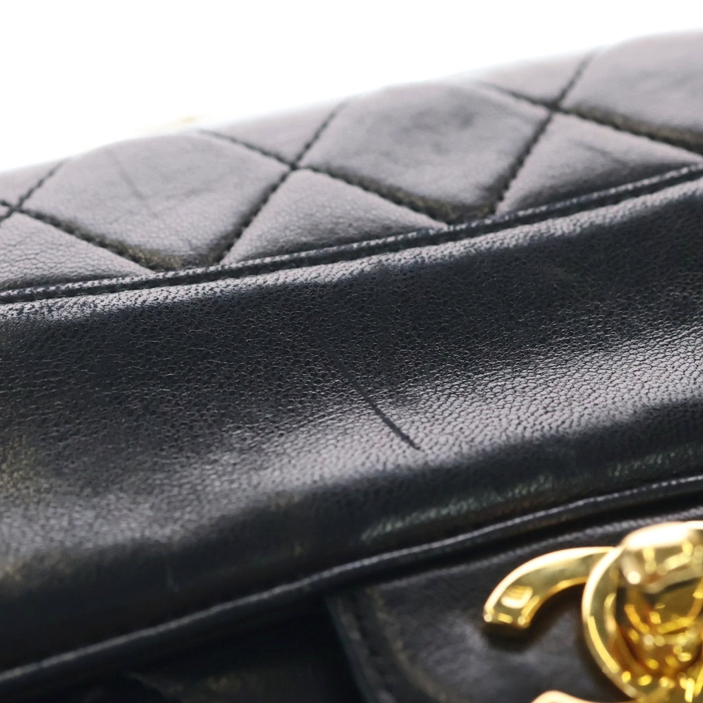 CHANEL(シャネル) マトラッセ ラムスキン レザー ターンロック Wチェーン ショルダーバッグ ゴールド金具 ブラック 1番台 レディース