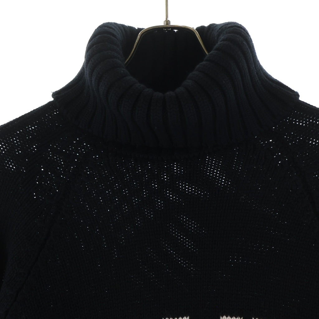FENDI(フェンディ) ロゴ タートルネック ニット ブラック#40 FAE138