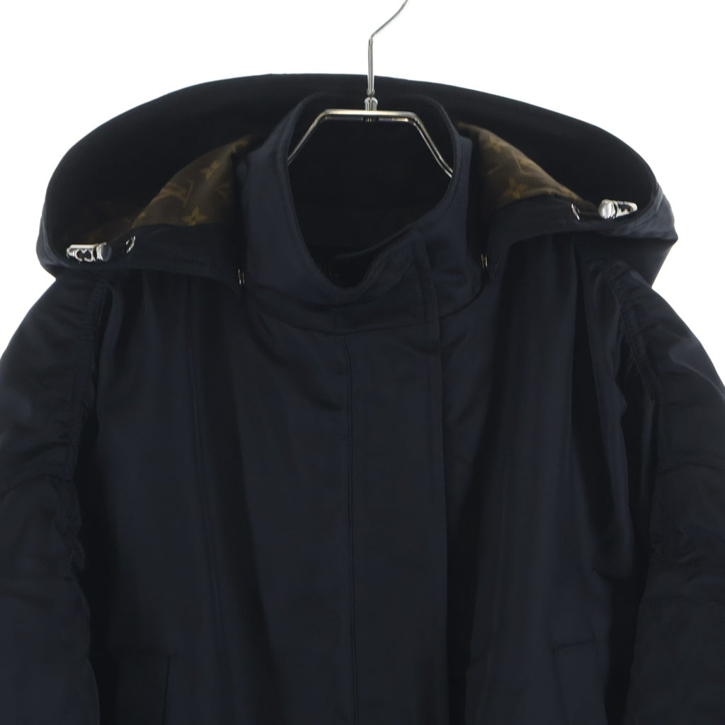 LOUIS VUITTON(ルイヴィトン) モノグラムライニング ナイロン レザーパッチ フーデッド コート ブラック FJ0W02XTQ レディース