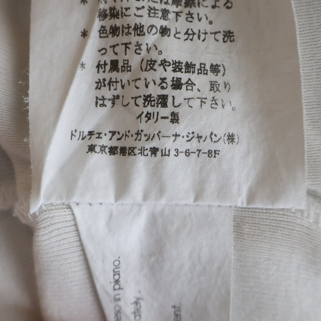 DOLCE & GABBANA(ドルチェアンドガッバーナ) ITALIA DG BASKET ロゴ刺繍 半袖リブカットソー リンガーTシャツ エンブレム コットン ホワイト/ブラウン G8A87G