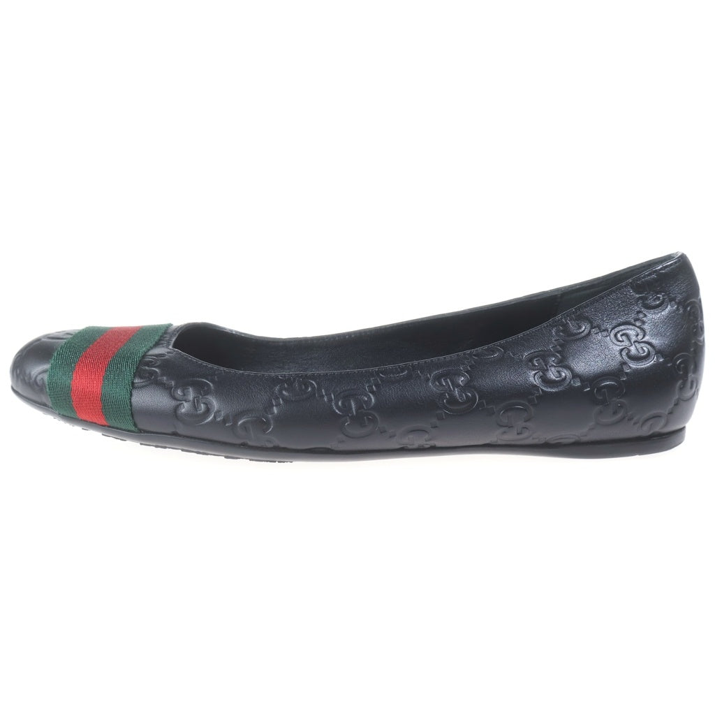 GUCCI(グッチ) シェリーライン GGエンボスレザー フラットシューズ パンプス ブラック レディース