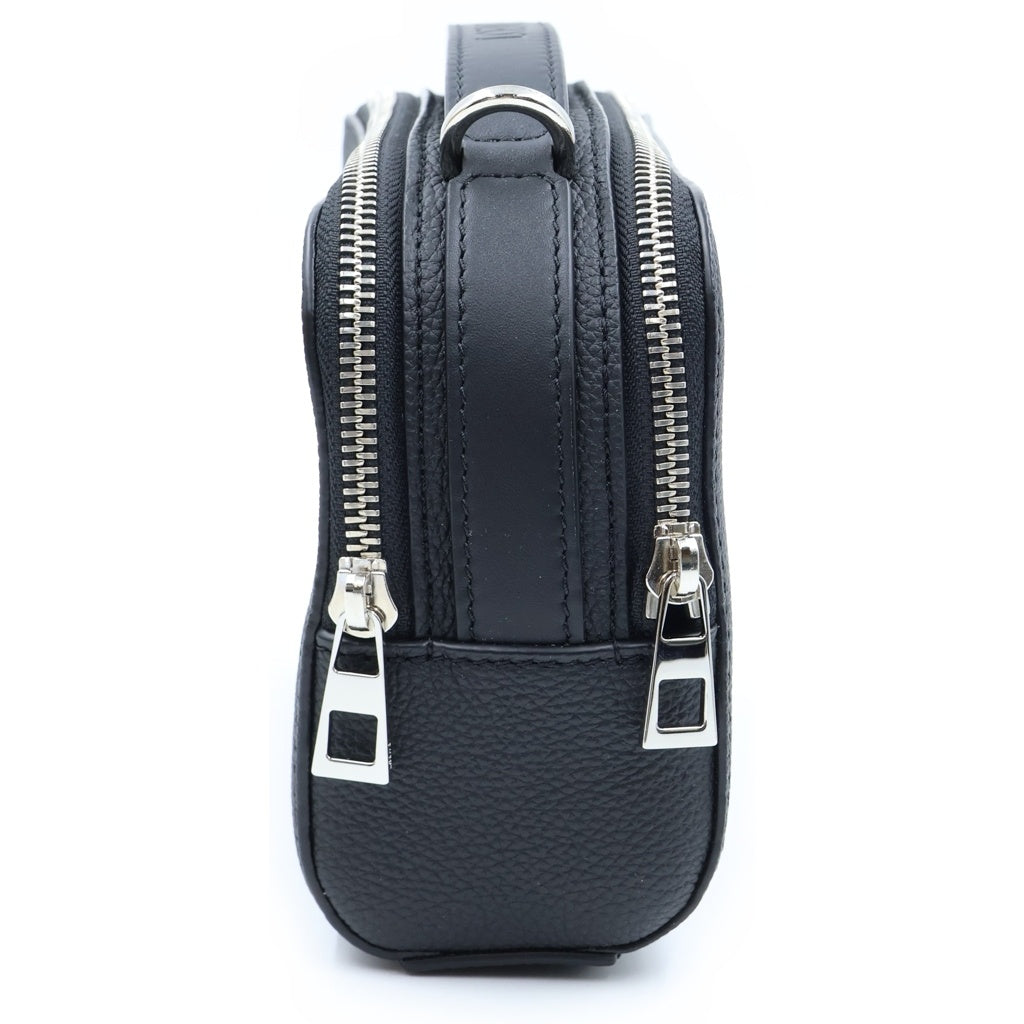 LOEWE(ロエベ) クロスボディ カメラバッグ ミニ ショルダーバッグ ブラック ソフトグレインカーフ CIL0011297884 シルバー金具 レディース