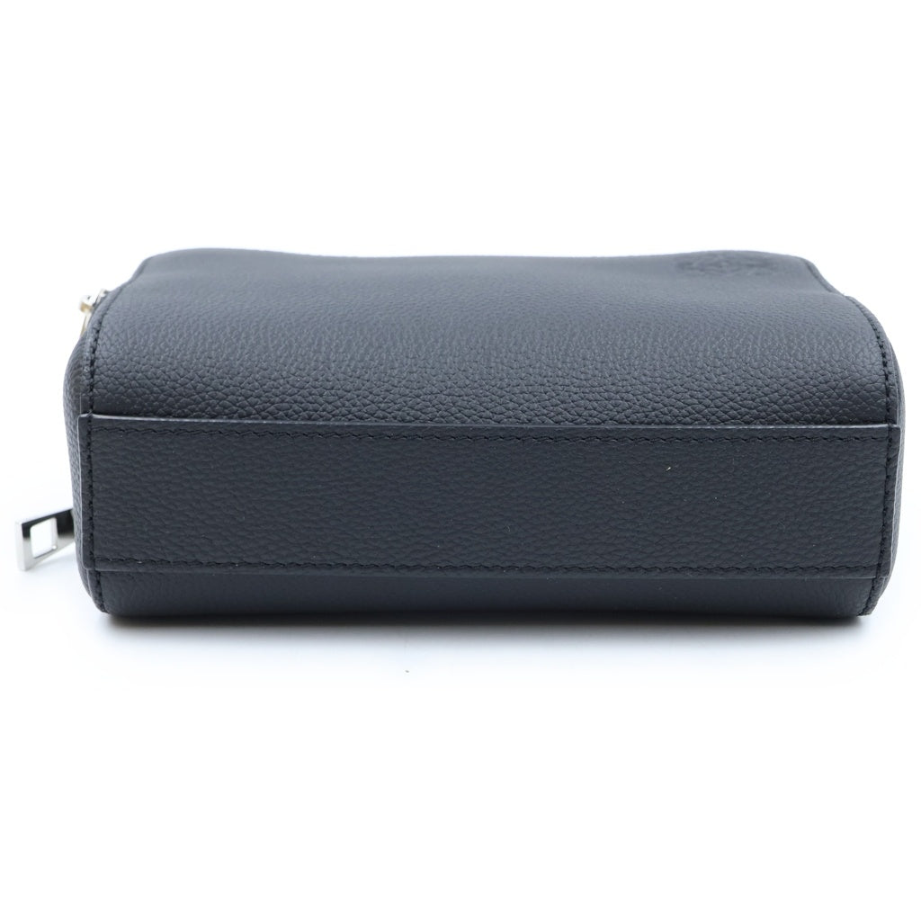LOEWE(ロエベ) クロスボディ カメラバッグ ミニ ショルダーバッグ ブラック ソフトグレインカーフ CIL0011297884 シルバー金具 レディース