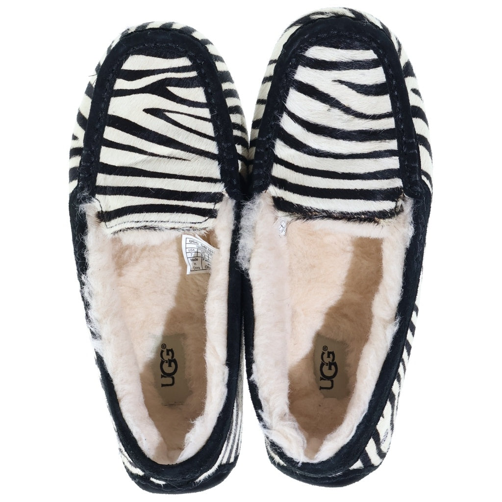 UGG(アグ) ゼブラ柄 ムートンフラットシューズ ローファー ホワイト×ブラック #38 レディース