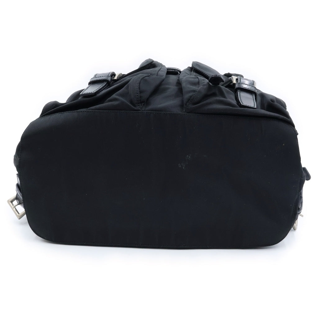 PRADA(プラダ) トライアングルロゴプレート テスート バックパック リュックサック ナイロン B2811F シルバー金具 レディース