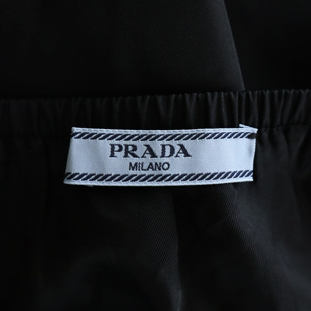 PRADA(プラダ) RE-NYLON FRONT ZIP SKIRT トライアングルロゴ フロントジップ ナイロンスカート ブラック 21Y881 S202 1WQ8 レディース