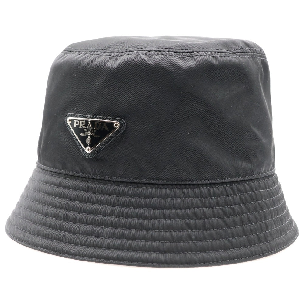 PRADA(プラダ) トライアングルロゴ バケットハット 帽子 ブラック テスート 1HC137