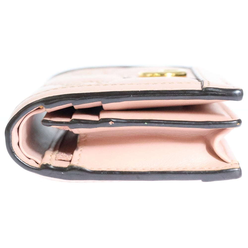 GUCCI(グッチ) GGマトラッセ 二つ折り財布 コンパクトウォレット コインケース ゴールド金具 レザー ピンク 723786