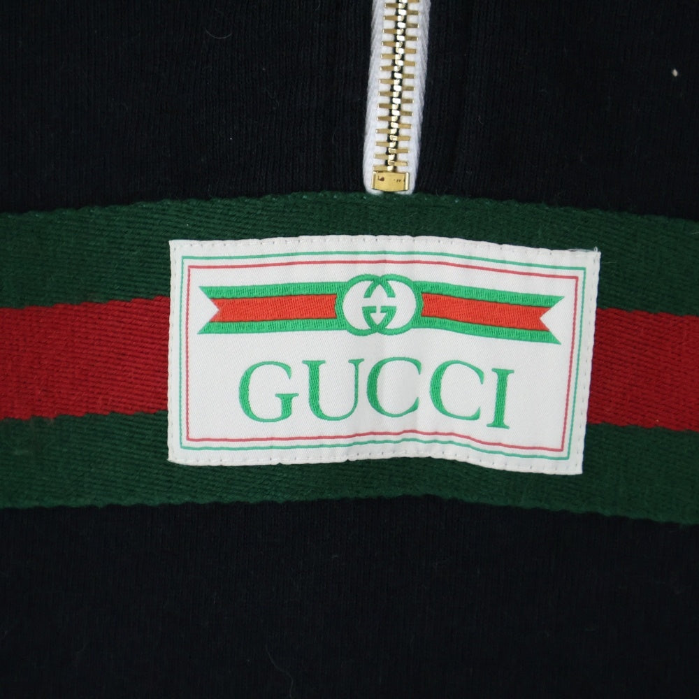 GUCCI(グッチ) インターロッキングG ワッペンロゴ ウェブ シェリーライン ハーフジップ プルオーバースウェットパーカー フーディー ブラック 645320
