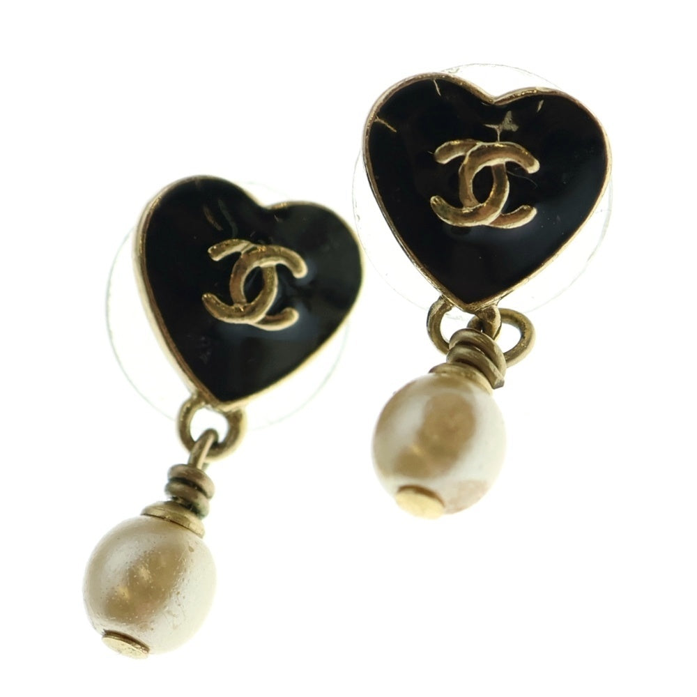 CHANEL(シャネル) ハートパールピアス イヤーアクセサリー ブラック ゴールド金具 GP 04A