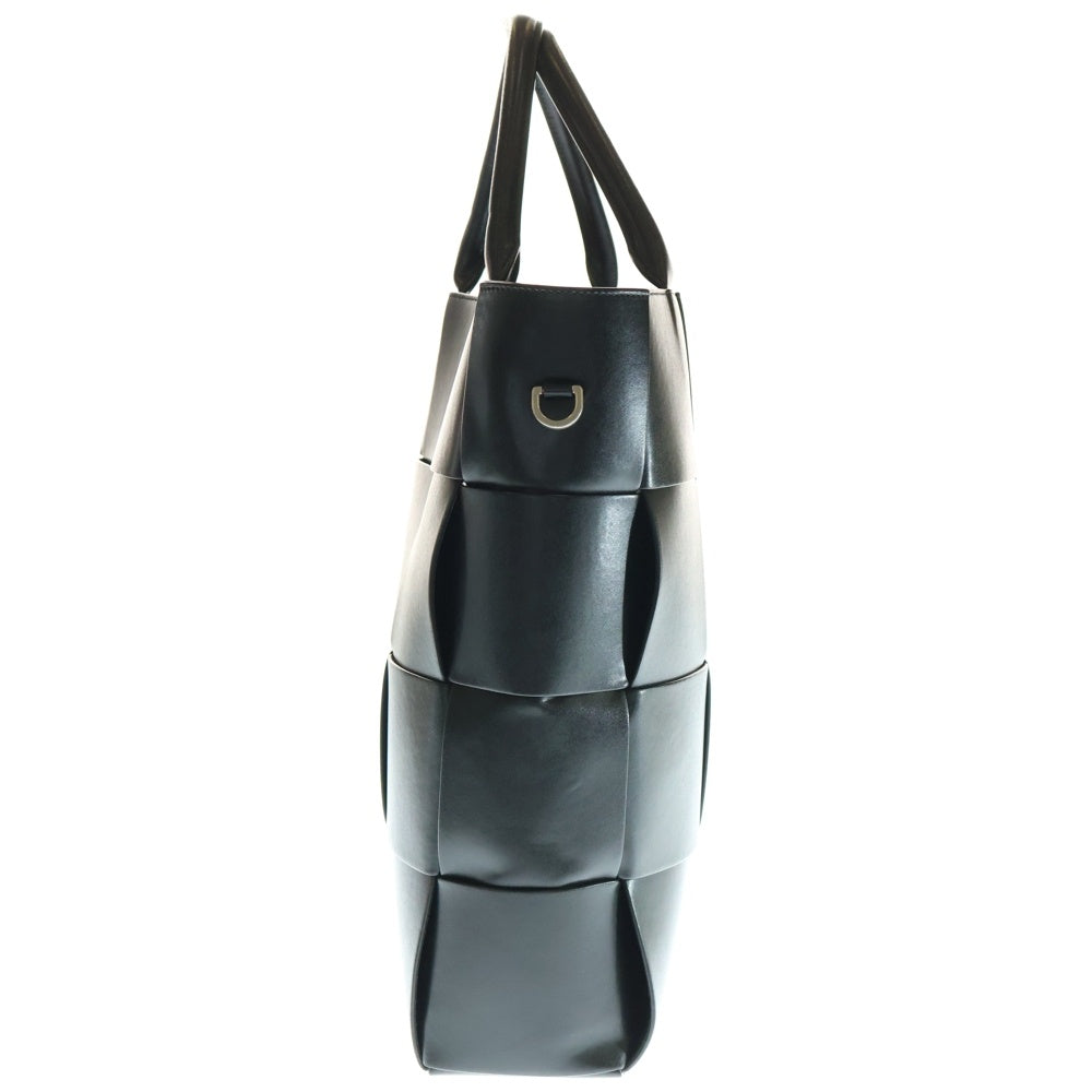BOTTEGA VENETA(ボッテガヴェネタ) マキシイントレチャート カセット トートバッグ ハンドバッグ レザー ブラック シルバー金具