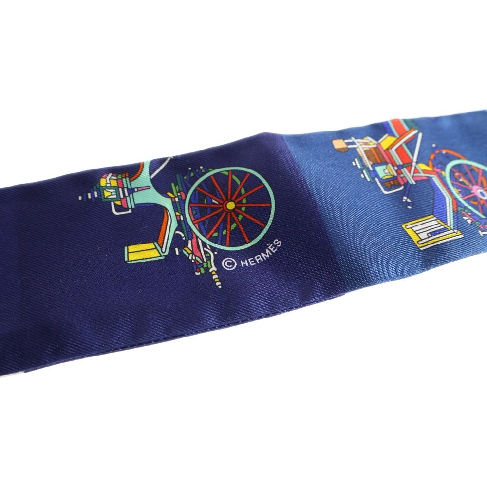 HERMES(エルメス) ツイリー VOITURES EXQUISES 精巧な馬車 スカーフ ネイビー×ホワイト マルチカラー シルク