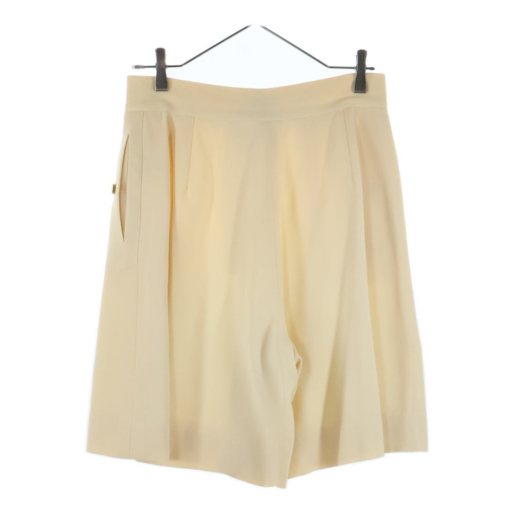 CHANEL(シャネル) ココマークボタン ウール キュロット ショート ハーフパンツ ショーツ スカート ベージュ レディース P05046V02954
