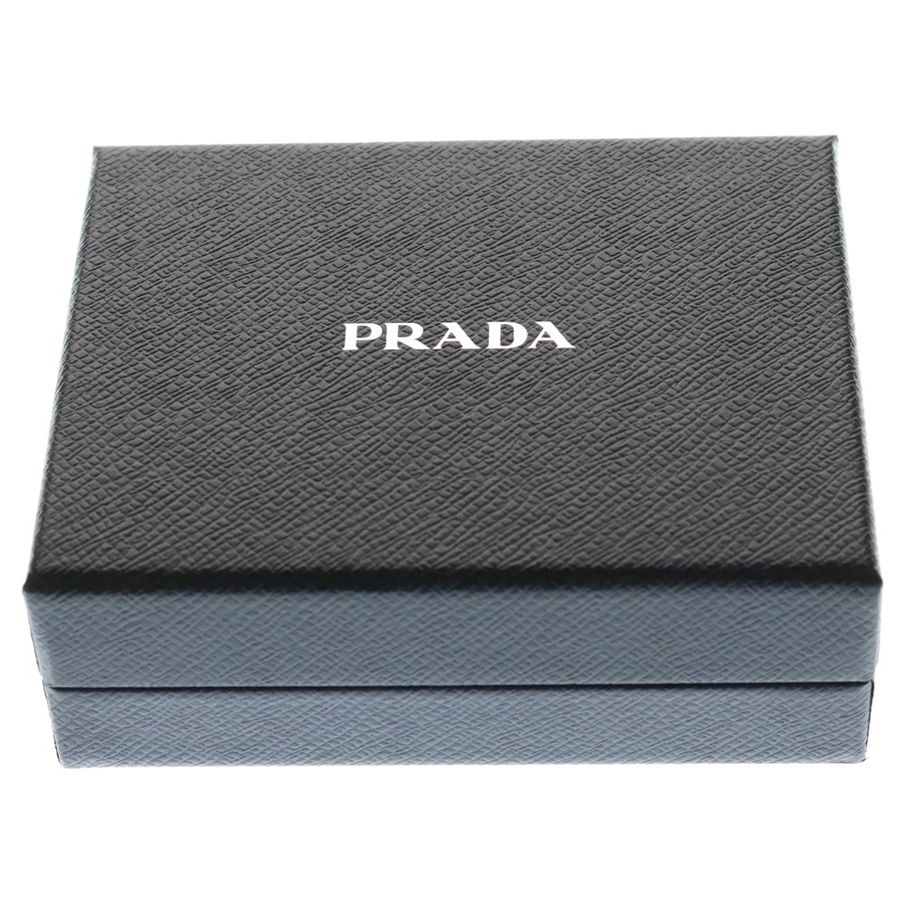 PRADA(プラダ) トライアングルロゴプレート ヴィッテロダイノ レザー コンパクトウォレット 三つ折り財布 シルバー金具 ブラック 2MH042