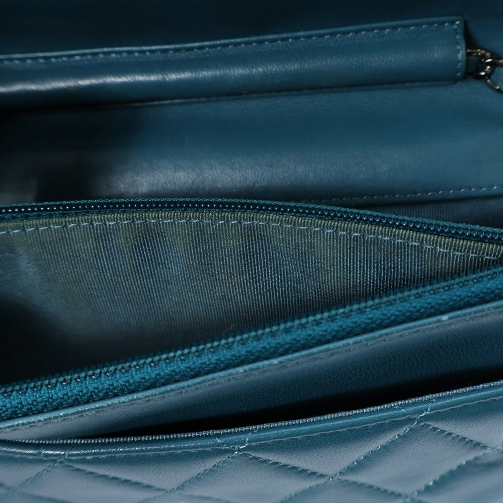 CHANEL(シャネル) マトラッセ チェーンウォレット ハンドバッグ チェーンバッグ ミニバッグ ターコイズブルー ラムスキン シルバー金具