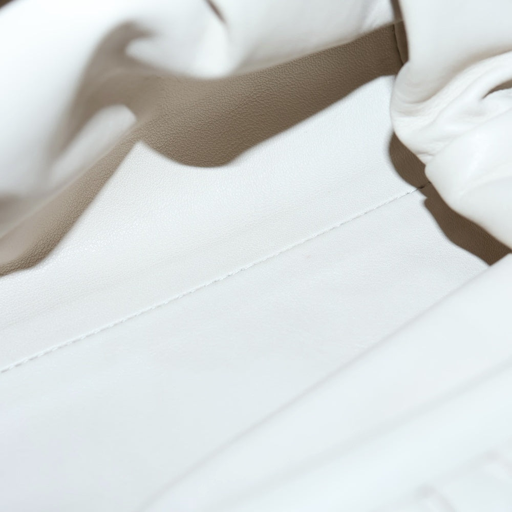 BOTTEGA VENETA(ボッテガヴェネタ) ザ ポーチ ショルダーバッグ ミニバッグ ホワイト レザー