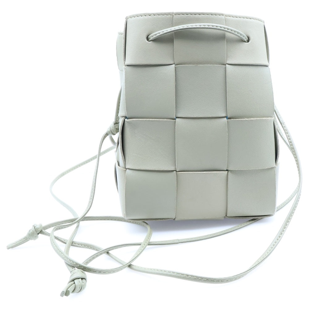 BOTTEGA VENETA(ボッテガヴェネタ) イントレチャート カセット バケット ショルダーバッグ ミニバッグ ライトグリーン レザー