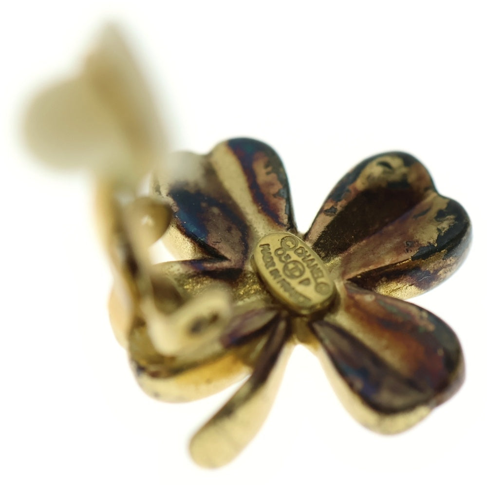 CHANEL(シャネル) ココマーク 四つ葉のクローバーモチーフ イヤリング ゴールド メッキ 03P