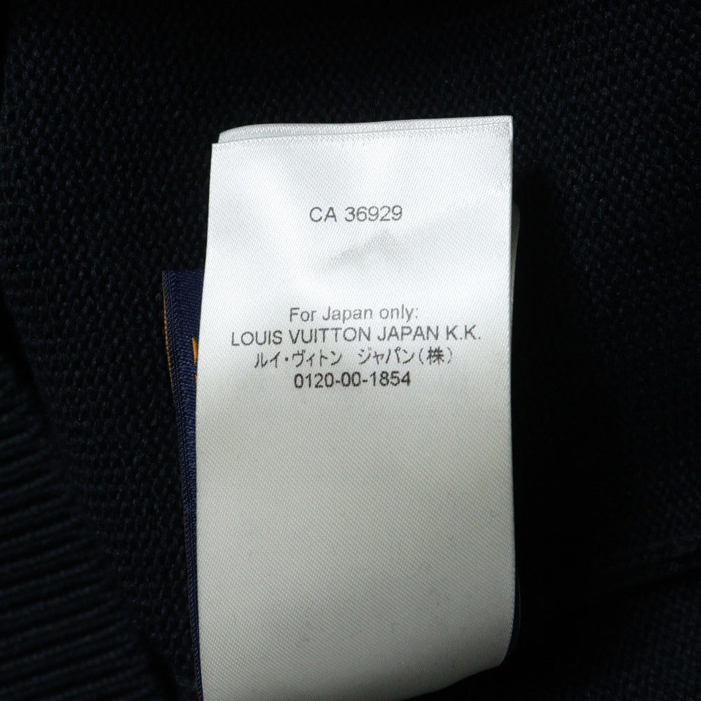 LOUIS VUITTON(ルイヴィトン) 24AW エンブレム ロゴ刺繍 ビジューショルダーボタン コットン クルーネック プルオーバー 長袖ニット セーター ネイビー RM242MM TBY HRN13W