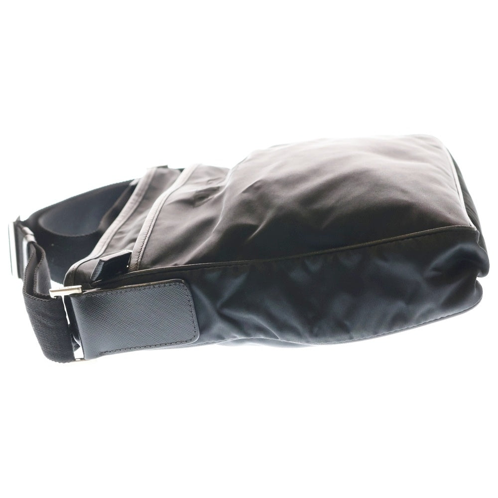 PRADA(プラダ) ショルダーバッグ メッセンジャーバッグ ブラック ナイロン VA0797 シルバー金具 レディース
