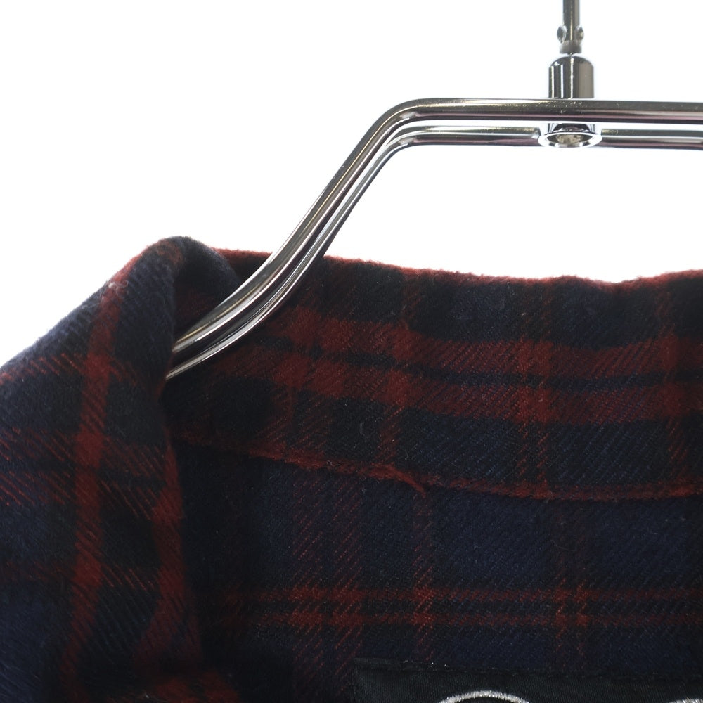 THUG CLUB(サグクラブ) 24AW Arab Sword Flannel Shirt アラブソード 袖 バック刺繍 ロゴプレート チェック総柄 フランネル スナップボタン 長袖シャツ レッド/ネイビー TC24SH2003