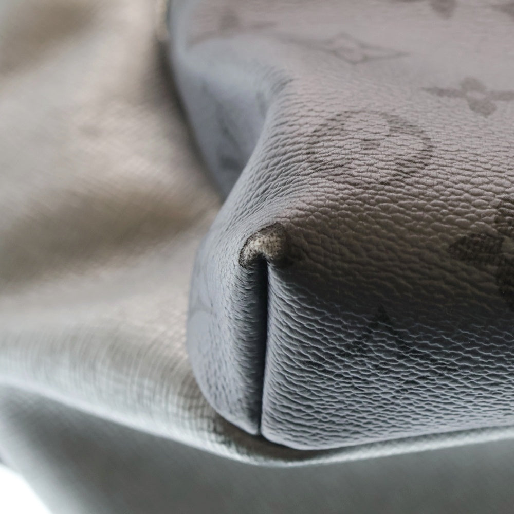 LOUIS VUITTON(ルイヴィトン) タイガラマ ディスカバリーバックパック リュックサック メタリックシルバー レザー M30835 シルバー金具 レディース