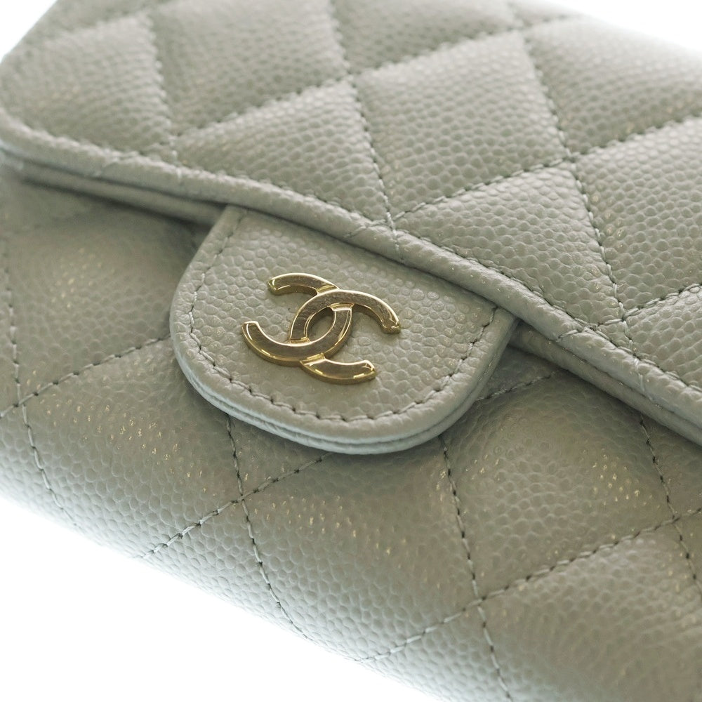 CHANEL(シャネル) クラシックスモール フラップウォレット ライトグリーン キャビアスキン 財布 レディース