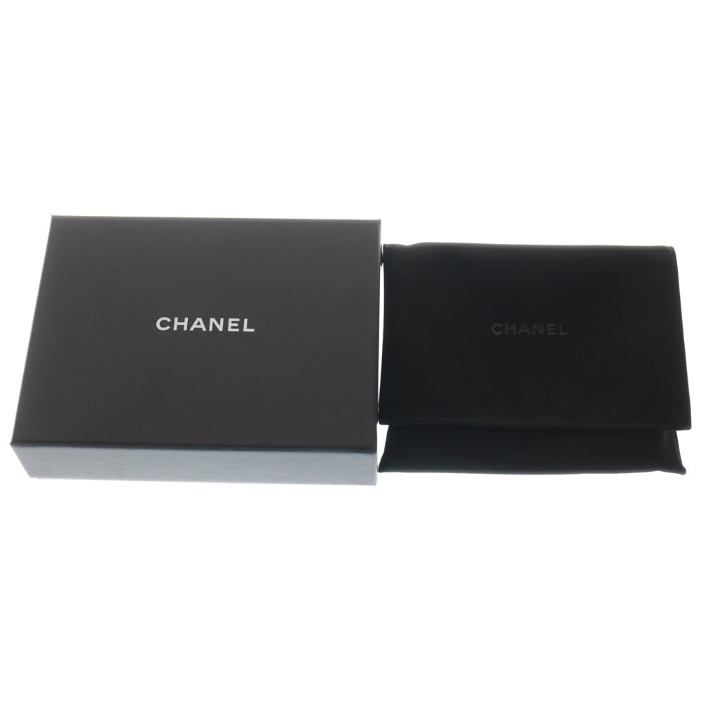 CHANEL(シャネル) クラシックスモール フラップウォレット ライトグリーン キャビアスキン 財布 レディース