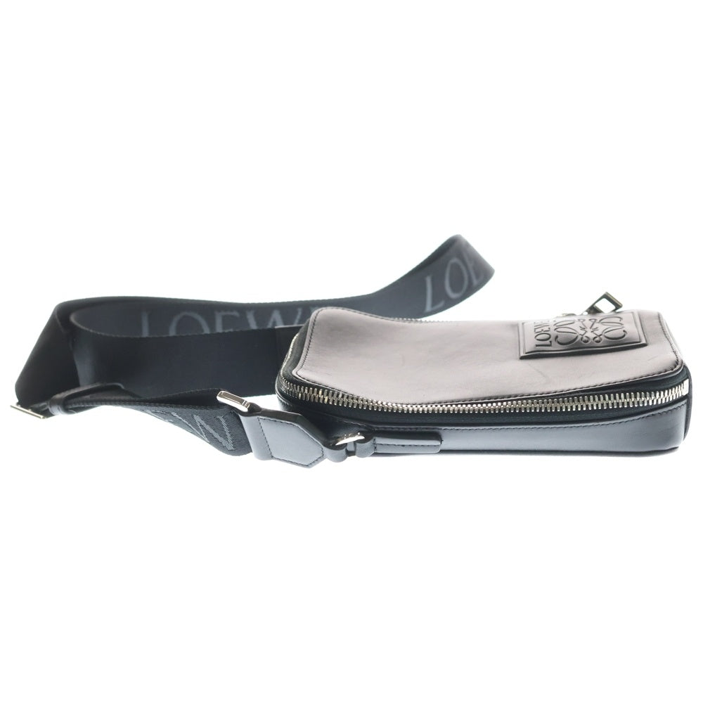 LOEWE(ロエベ) バーティカル クロスボディバッグ ショルダーバッグ ミニバッグ ブラック レザー シルバー金具 レディース