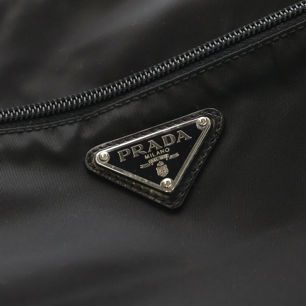 PRADA(プラダ) トライアングルロゴ ショルダーバッグ ブラック テスートナイロン BT0421 シルバー金具 レディース