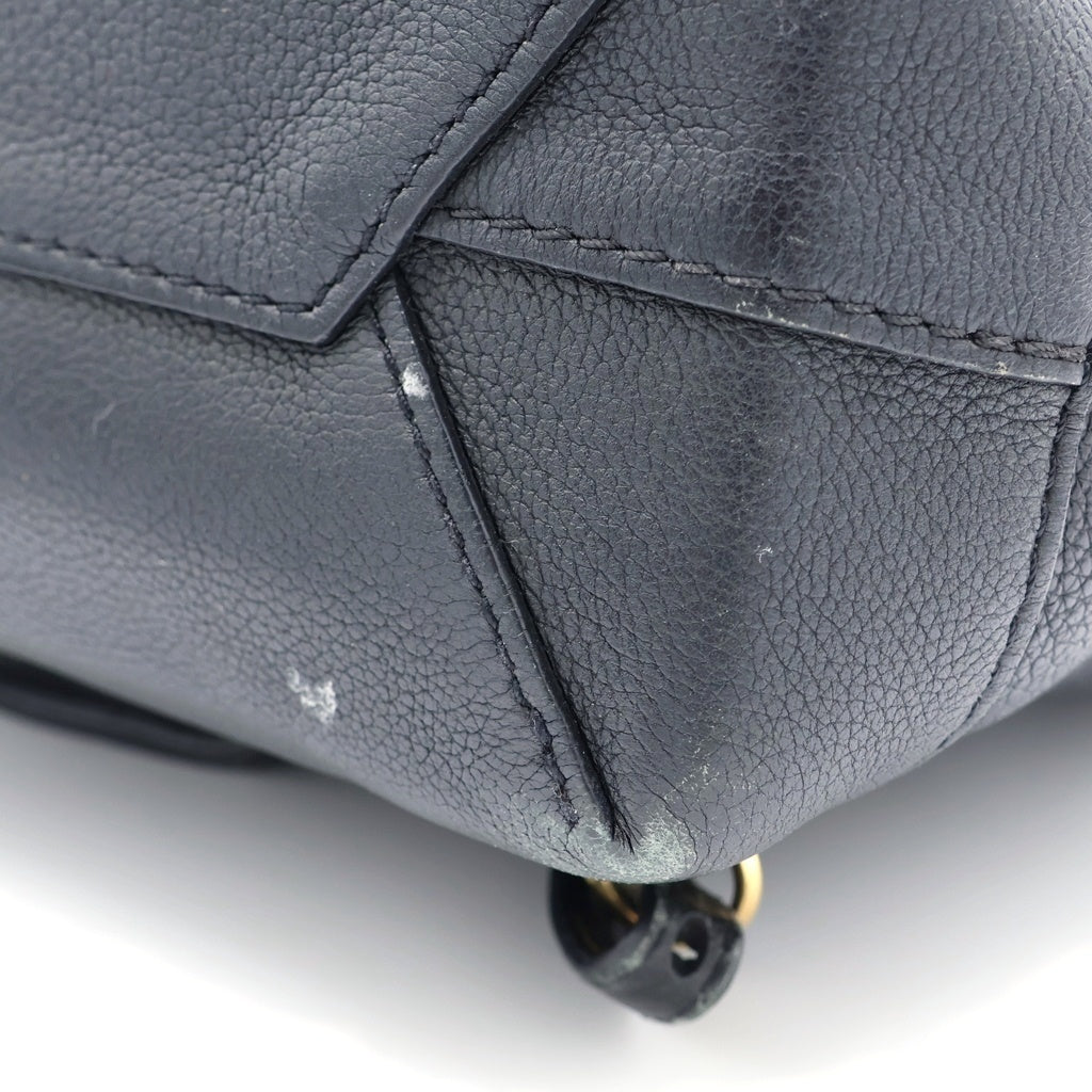LOUIS VUITTON(ルイヴィトン) ロックミー バックパックミニ リュックサック バックパック ブラック レザー M54573 ゴールド金具 レディース