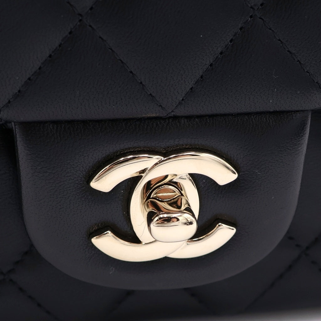CHANEL(シャネル) マトラッセ20 ラムスキン レザー Sフラップ チェーン ショルダーバッグ ゴールド金具 ブラック 30番台 A69900 レディース