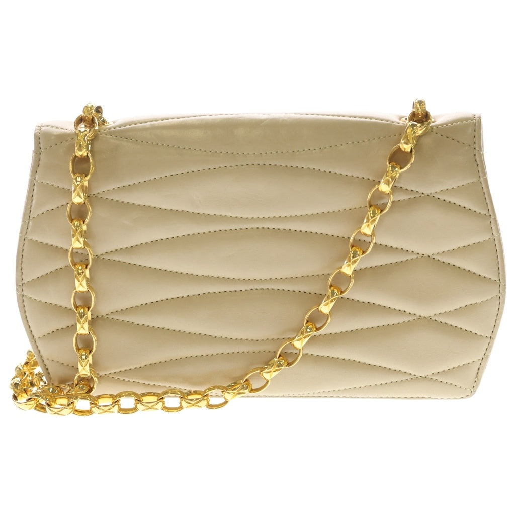 CHANEL(シャネル) ココマーク パール ウェーブステッチ チェーンショルダーバッグ ゴールド金具 ベージュ 2番台 レディース