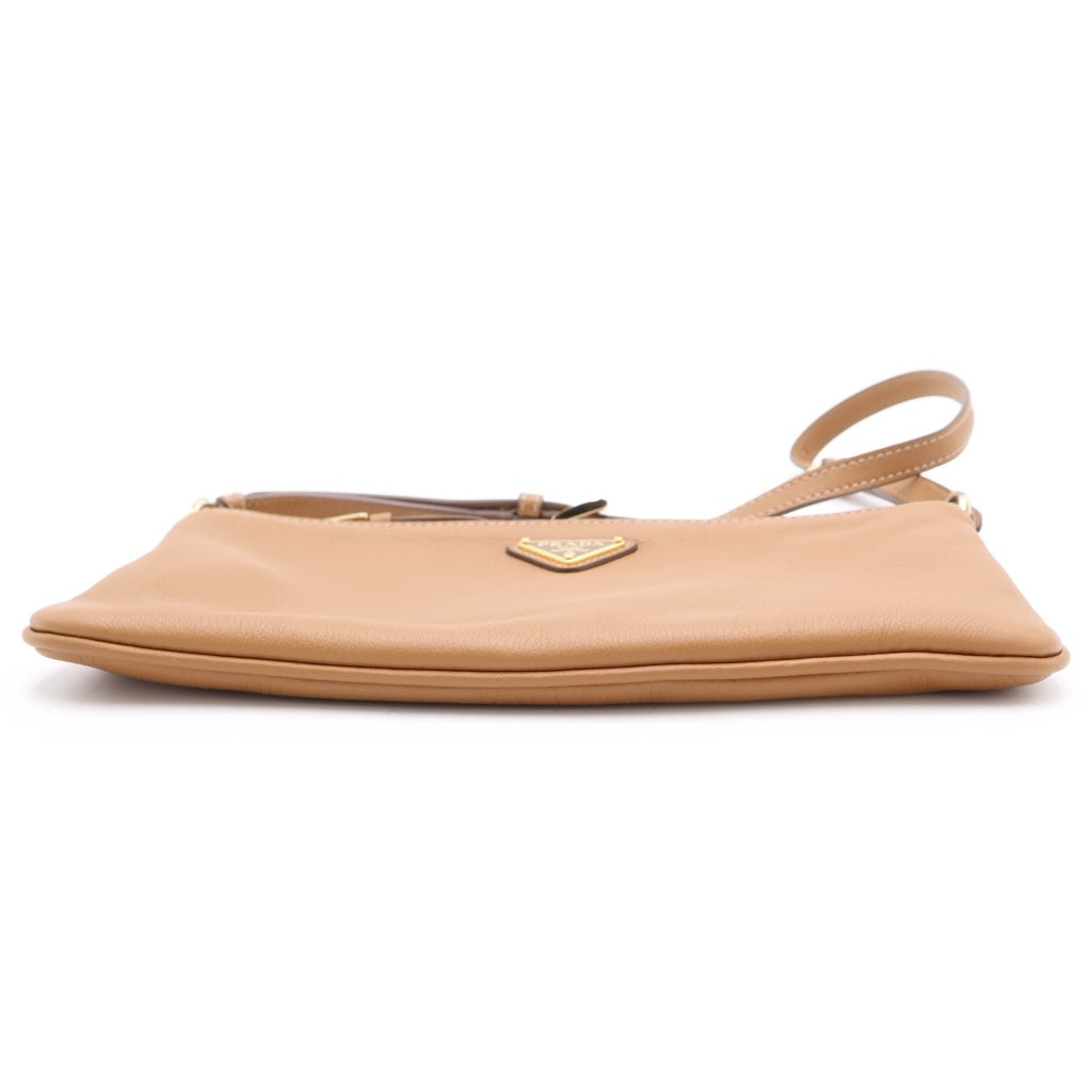 PRADA(プラダ) ソフトグレイン ショルダーバック ミニバッグ キャメル ブラウン レザー 1BC238 ゴールド金具 レディース