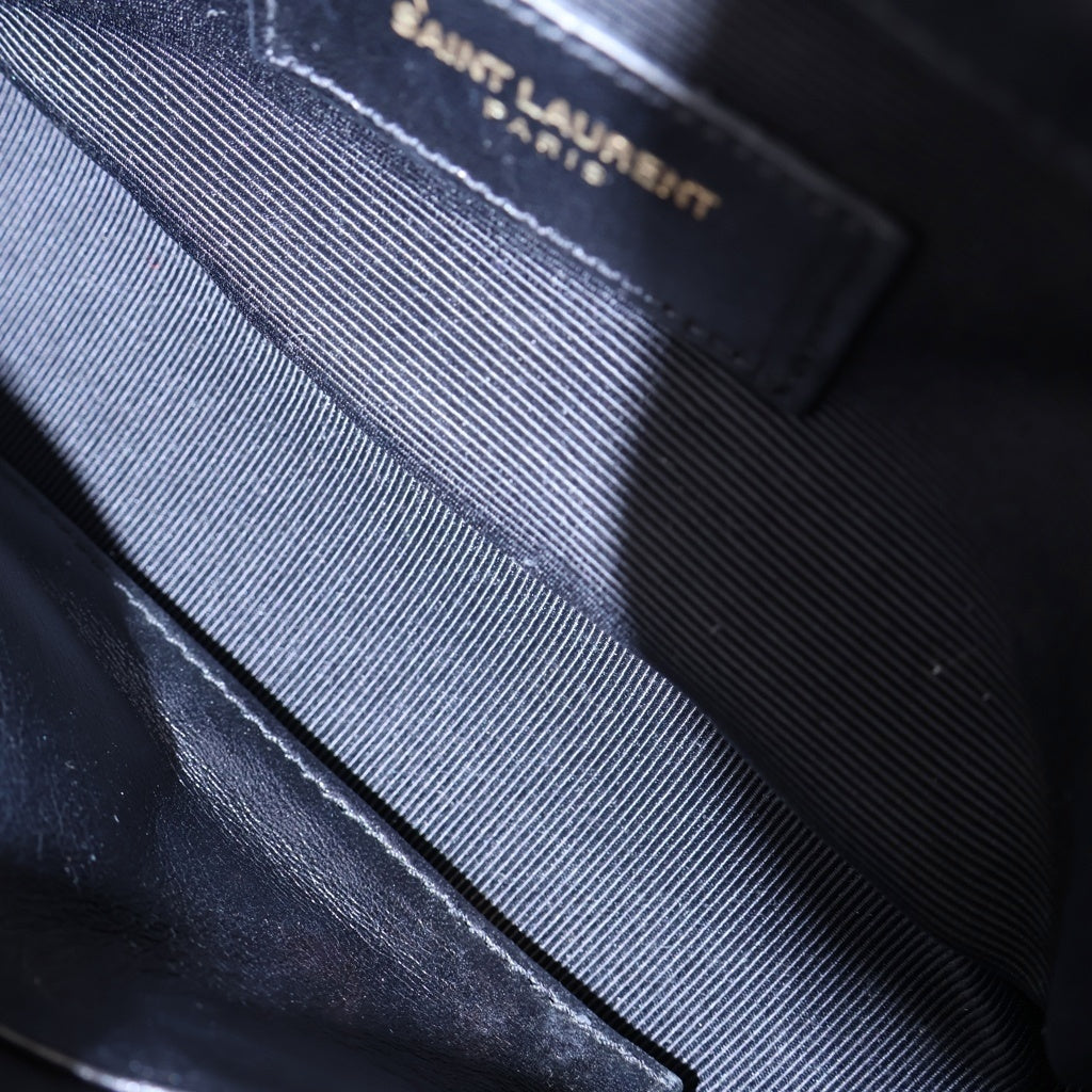 SAINT LAURENT PARIS(サンローランパリ) ベイビーチャイ ショルダーバッグ チェーンバッグ ブラック レザー 399289 ゴールド金具 レディース