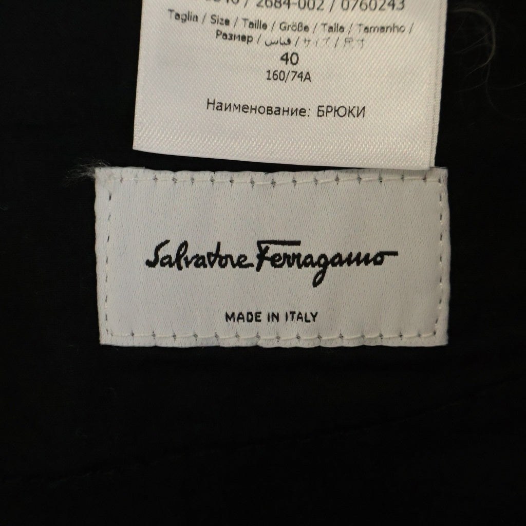 Salvatore Ferragamo(サルヴァトーレ フェラガモ) ガンチーニエンボスロゴ コットン センタープレスパンツ スラックス トラウザーズ ネイビー 13 J846 レディース