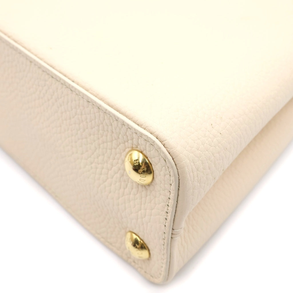 LOUIS VUITTON(ルイヴィトン) カプシーヌBB フラワーロゴ 2WAYハンドバッグ ショルダーバッグ ライトピンク レザー ゴールド金具 レディース