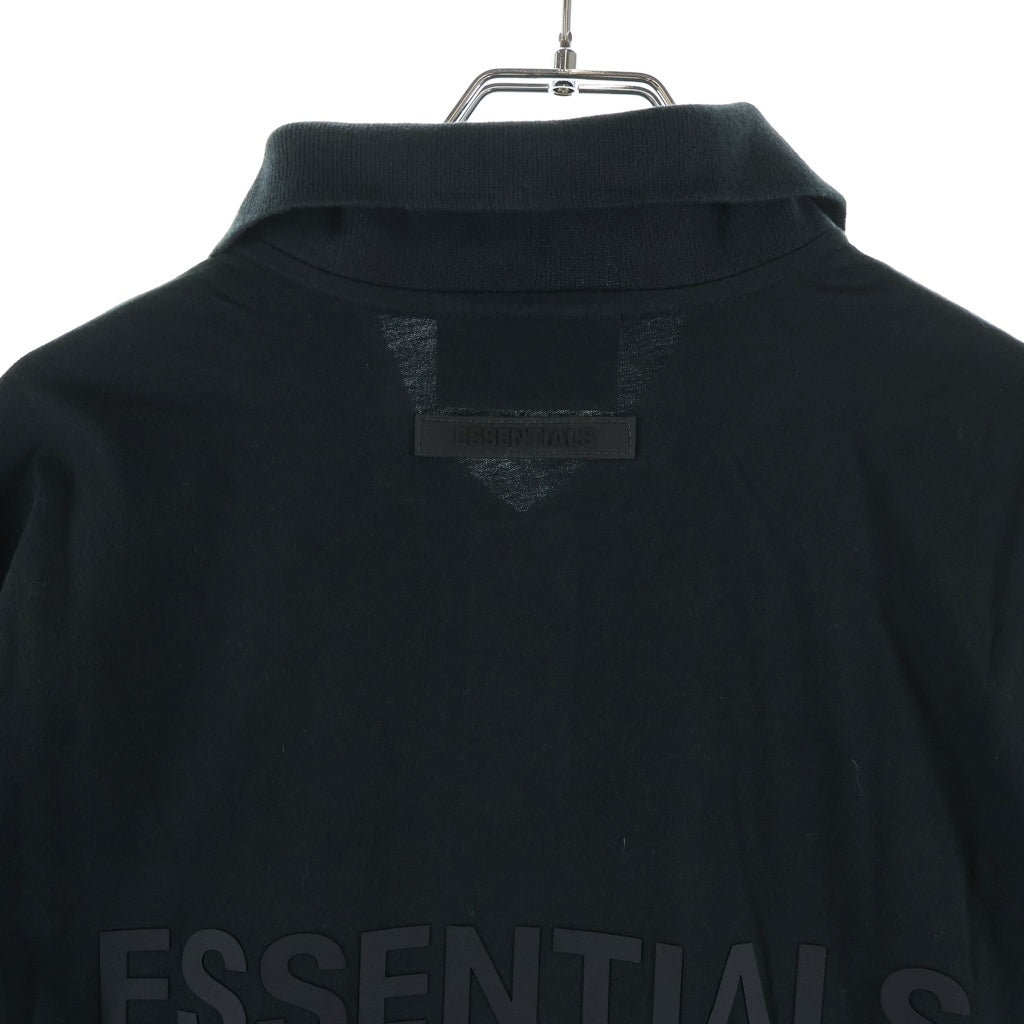 FEAR OF GOD ESSENTIALS(フィアオブゴッド エッセンシャルズ) S/S POLO SHIRT バックラバーロゴ 半袖ポロシャツ ブラック