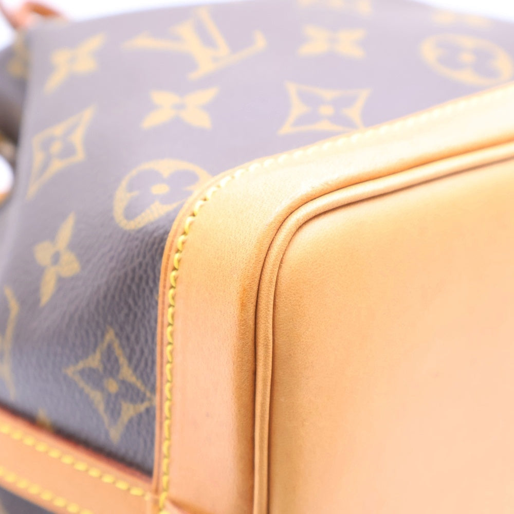 LOUIS VUITTON(ルイヴィトン) モノグラム ミニノエ ハンドバッグ 巾着バッグ ミニバッグ ブラウン ゴールド金具 レザー M42227