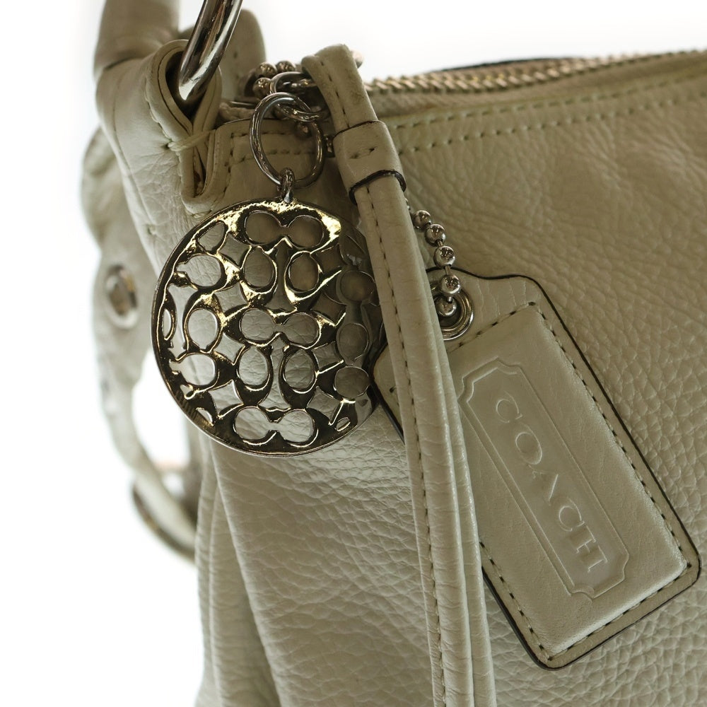 COACH(コーチ) オールドコーチ 牛革 ワンショルダーバッグ ハンドバッグ ホワイト レザー ホワイト シルバー