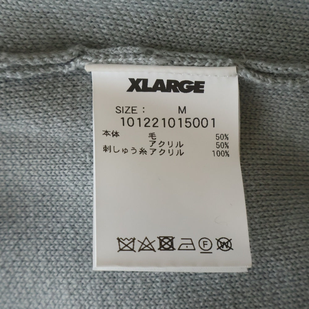 X-LARGE(エクストララージ) ロゴ刺繍 ウール クルーネック プルオーバー 長袖ニット セーター グレー 101221015001