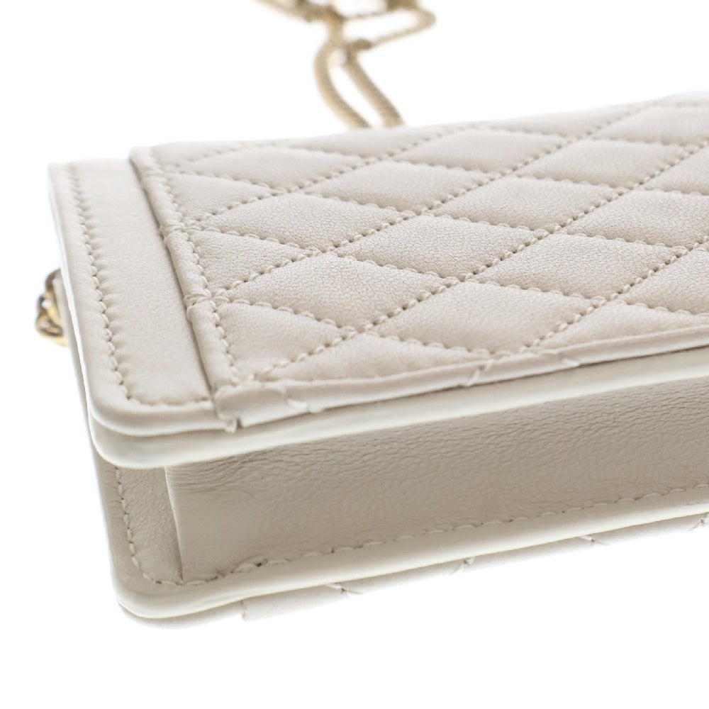 SAINT LAURENT PARIS(サンローランパリ) ゲイビー マイクロバック チェーンショルダーバッグ アイボリー ホワイト レザー ゴールド金具 685612