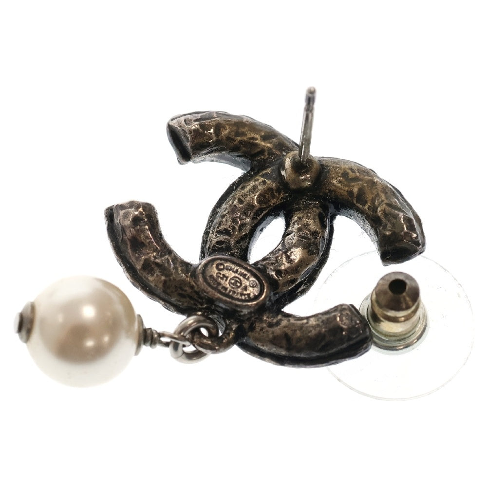 CHANEL(シャネル) ココマーク ラインストーン パール ピアス メタル シルバー スイング いぶし C21A