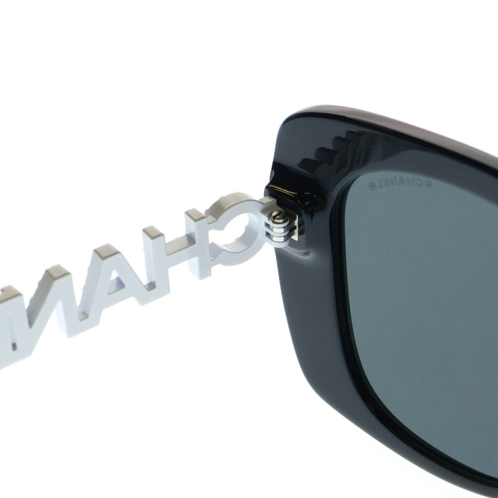 CHANEL(シャネル) スクエア シェイプ ポラライズド サングラス ラインストーン ブラックフレーム ブラックレンズ 53□17 5422-B-A