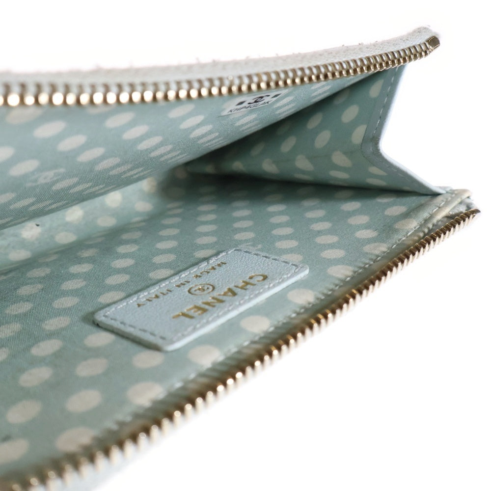 CHANEL(シャネル) マトラッセ ココマーク フェイクパール ロゴプレート レザー コイン カード フラグメントケース ゴールド金具 ライトブルー AP3811