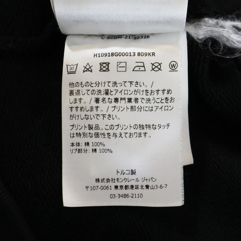 MONCLER(モンクレール) 22SS スタッズロゴ プリント クルーネック プルオーバースウェット トレーナー ブラック H10918G00013 809KR
